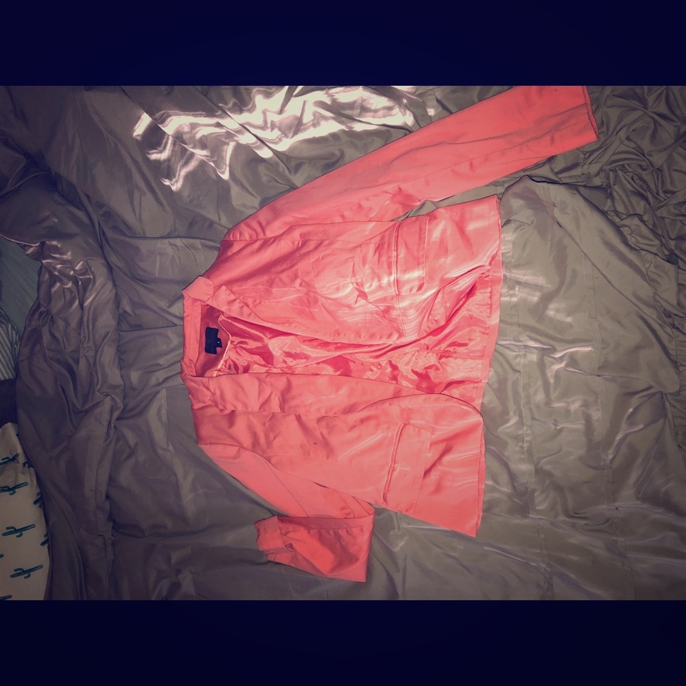 Worthington stylish pink blazer, never worn.